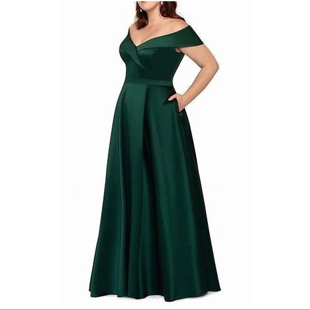 XSCAPE Womens Green Satin Off Shoulder Full-Length Formal Dress, Size 12/14